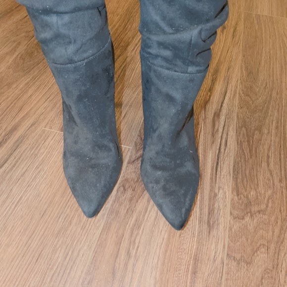 Jessica Simpson Black Heeled Boots - Picture 2 of 7